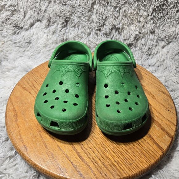 Crocs Classic Clogs Womens Size 6.5 Mens Size 4.5  Green Ivy Elf Trim Rubber - Picture 1 of 7